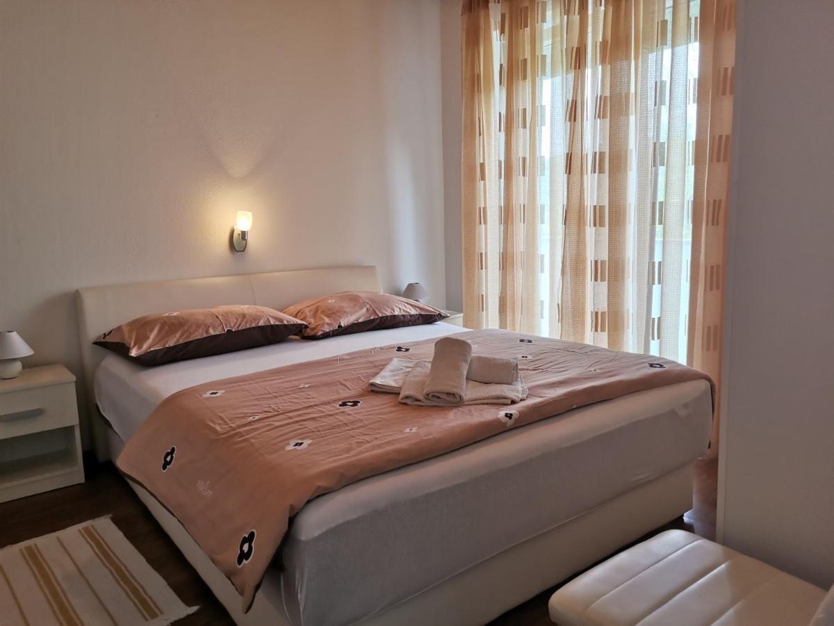 Apartments Dumencic Rab Mundanije المظهر الخارجي الصورة