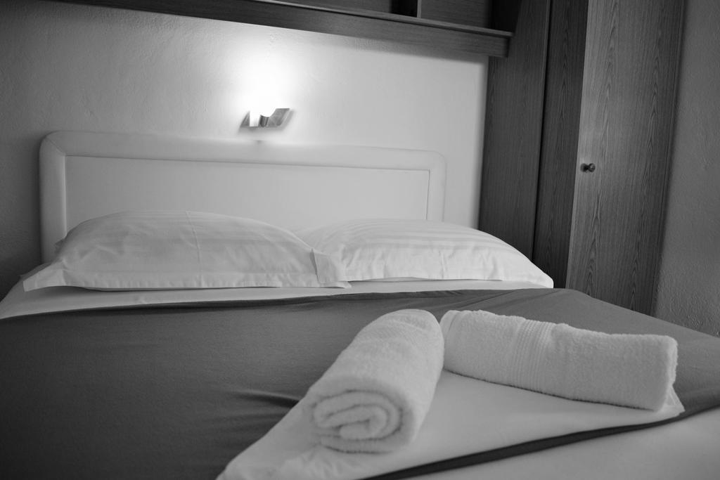 Apartments Dumencic Rab Mundanije المظهر الخارجي الصورة